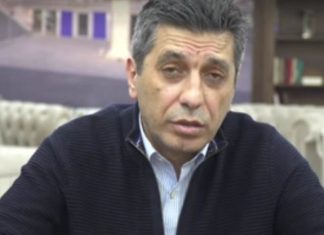 Grupi i zjarrit keqpërdor objektin e komunës si zyrë partie për Izet Mexhitin