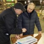 Putini dërgoi sozinë e tij për të vizituar Mariupolin? Publikohen imazhe që lënë vend për dyshime