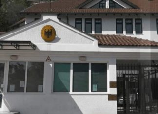Ambasada gjermane thirrje qytetarëve: Mos bini pre e mashtrimeve për viza