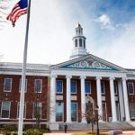 Moment historik! Gjuha shqipe futet zyrtarisht në Universitetin e Harvardit