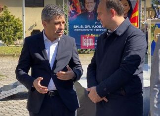 Shihen bashkë Gashi dhe Mexhiti, a po krijohet fronti i madh për pensionimin e Ahmetit dhe Grubit?