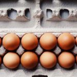 Pse në supermarketet e Gjermanisë hapen kutitë e vezëve në arkë?
