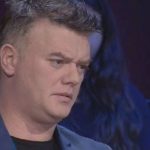 Habit aktori: Nënës i vinte turp për mua kur vinte në shkollë