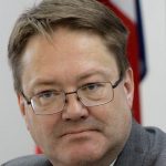Abbott: Qesharake deklarata e Vuçiqit se Kurti planifikon dëbimin e serbëve nga veriu