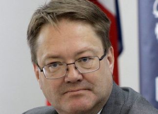 Abbott: Qesharake deklarata e Vuçiqit se Kurti planifikon dëbimin e serbëve nga veriu