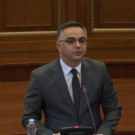 Deputetët harxhojnë mbi 12 mijë euro për akomodim, prin Besnik Tahiri