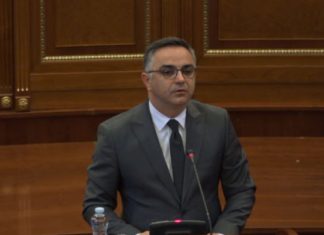Deputetët harxhojnë mbi 12 mijë euro për akomodim, prin Besnik Tahiri