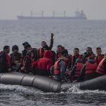 Britanikët nuk i duan shqiptarët në Angli, letër të hapur qeverisë: Hiqeni Shqipërinë nga lista e vendeve të sigurta
