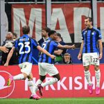 Mbyllet pjesa e parë e derbit italian, Inter “gjunjëzon” dy herë Milanin
