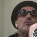 Robert Aliaj: I lyej thonjtë sepse i asocioj me shqiponjën
