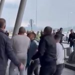 “Pse ma kqyre gruan te Check-in”, mësohet arsyeja e rrahjes së dy grupeve në aeroport