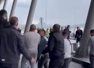 “Pse ma kqyre gruan te Check-in”, mësohet arsyeja e rrahjes së dy grupeve në aeroport