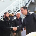 Veliaj rrëfen Umra-n e tij në Mekë, debat mes muslimanësh për votën