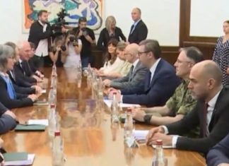 Vuçiq takon ambasadorët e QUINT-it për Veriun, tregon dy kushtet e Serbisë