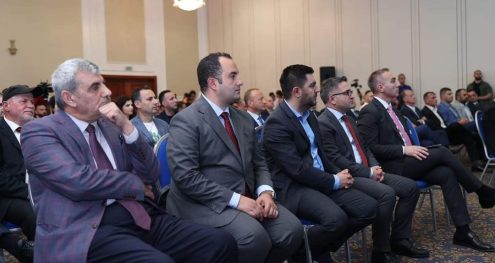 Info Shqip: Adnan Ismaili i ulur në rreshtin e parë gjatë festimeve për 21 vjetorin e themelimit të BDI