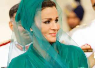 Gruaja e dytë e sheikut të Katarit, 63-vjecarja gruaja më elegante në botë (FOTO)