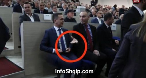 Info Shqip: Nuk i’a “shtrëngoi dorën” Grubit? Kasami: Nuk i bie pishman aspak