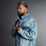 Info Shqip: Luiz Ejlli nuk di të ndalet, kënga më e re “Përjetësisht” thyen rekorde, pjesë e trendeve muzikore nga e gjithë bota