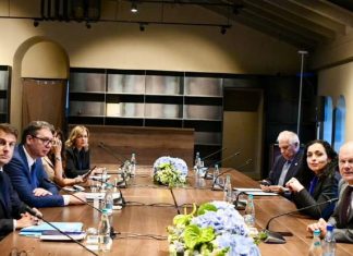 Ndërkombëtarët rrisin presionin mbi Kosovën