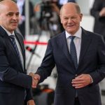 Scholz: Ndryshimet kushtetuese janë të nevojshme që të zhbllokohet rruga evropiane e Maqedonisë së Veriut
