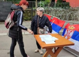 Çfarë po ndodh? Tensionohet situata, serbët mblidhen sërish në Zveçan
