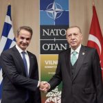 Armiq të përbetuar, Mitsotakis dhe Erdogan ‘ulin gjakërat’ dhe arrijnë marrëveshjen historike