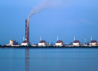 Zelensky: Rusia po planifikon provokime të rrezikshme në centralin bërthamor