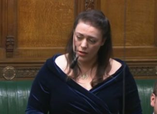 Deputetja britanike: Armët në Veri po kontrabandohen me autoambulanca, dërgohen nëpër kisha ortodokse