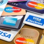 U premtonte karta të klonuara bankare, arrestohet 23-vjeçari në Tiranë akuzohet se mashtroi online 100 shqiptarë dhe të vendeve BE, 60 mijë euro fitimi