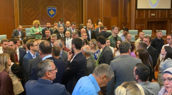 kosove kuvend