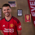 “Jam jashtëzakonisht ambicioz, mezi pres të fitoj trofe madhor”, fjalët e para të Mount si lojtar i Man Utd