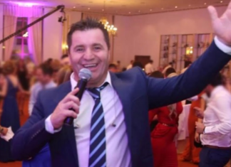 Një çift kërkoi “Ne po ndahemi” të këndohej në dasmën e tyre