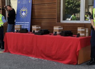 SHBA jep 250 kamera trupi për policët e Kosovës
