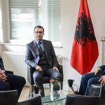 Këshilltari i Konjufcës i reagon Vuçiqit: Atij shkakton ankth harta e demografisë shqiptare