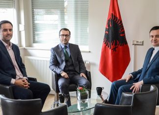 Këshilltari i Konjufcës i reagon Vuçiqit: Atij shkakton ankth harta e demografisë shqiptare