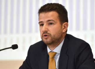 Presidenti i Malit të Zi Jakov Milatoviq, ka reaguar pas kërcënimeve të ministrit serb të Mbrojtjes, me destabilitet të rajonit