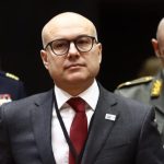 Ministri serb i Mbrojtjes komenton vizitën e Kurtit në Tetovë
