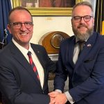 Ambasada amerikane në Shkup flet për qëllimin e vizitës së Taravarit në SHBA