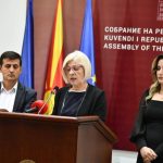 Tragjedia me spitalin modular, partitë opozitare shqiptare kërkojnë interpelancë për punën e prokurorit Joveski