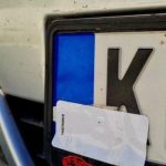Kamioni serb ndalohet në Skënderaj, po e bartë një mjet ushtarak