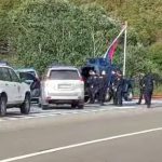 Katër sulmues serbë që u kapën nga policia dërgohen në stacionin në Mitrovicë të jugut