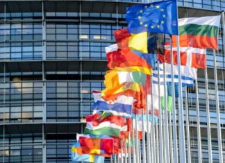 Eurodeputetët kërkojnë që Serbisë t’i ngrihen fondet e BE-së