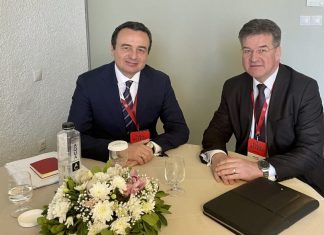 Lajçak i përgjigjet për herë të parë Kurtit pas akuzave: Kur nuk të pëlqen mesazhi, e sulmon lajmëtarin