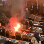Situata del nga kontrolli, shpërthen flaka në Kuvendin e Shqipërisë