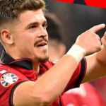 UEFA i vë “vulën”, zgjedh foton e Mujës për t’i uruar Shqipërisë kualifikimin