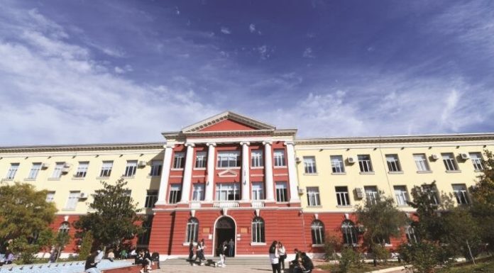 Nga-shkurti-gjuha-maqedonase-do-te-mesohet-ne-Universitetin-ne-Tirane