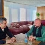 Artisti Mustafa Imeri-Tafa i bashkangjitet Lëvizjes Demokratike të Izet Mexhitit
