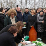 “Lot e dhimbje”, familjarët e Liridona Ademajt në rivarrimin e saj