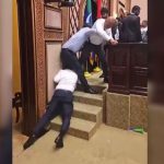 Parlamenti kthehet në “arenë boksi”, deputetët përleshen me njëri-tjetrin
