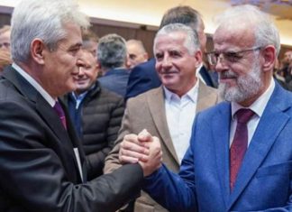 Kërkesa publike e Ali Ahmetit: Të hiqen kufijtë mes Shqipërisë, Kosovës dhe Maqedonisë